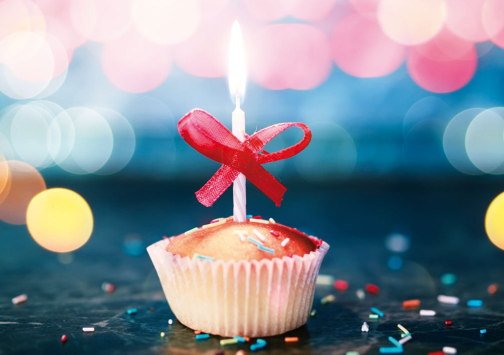 Amelie Glückwunschkarte „Cupcake mit Kerze“